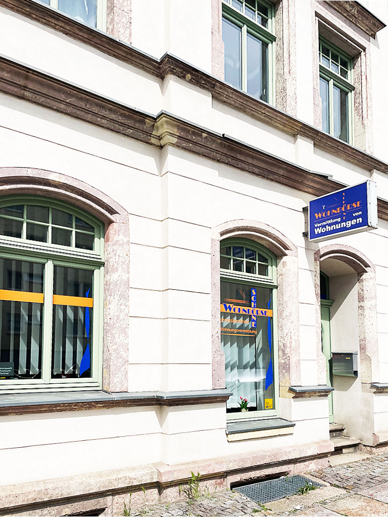 Büroeingang von Wohnbörse Duty-Schöne, Fürstenstraße in Chemnitz